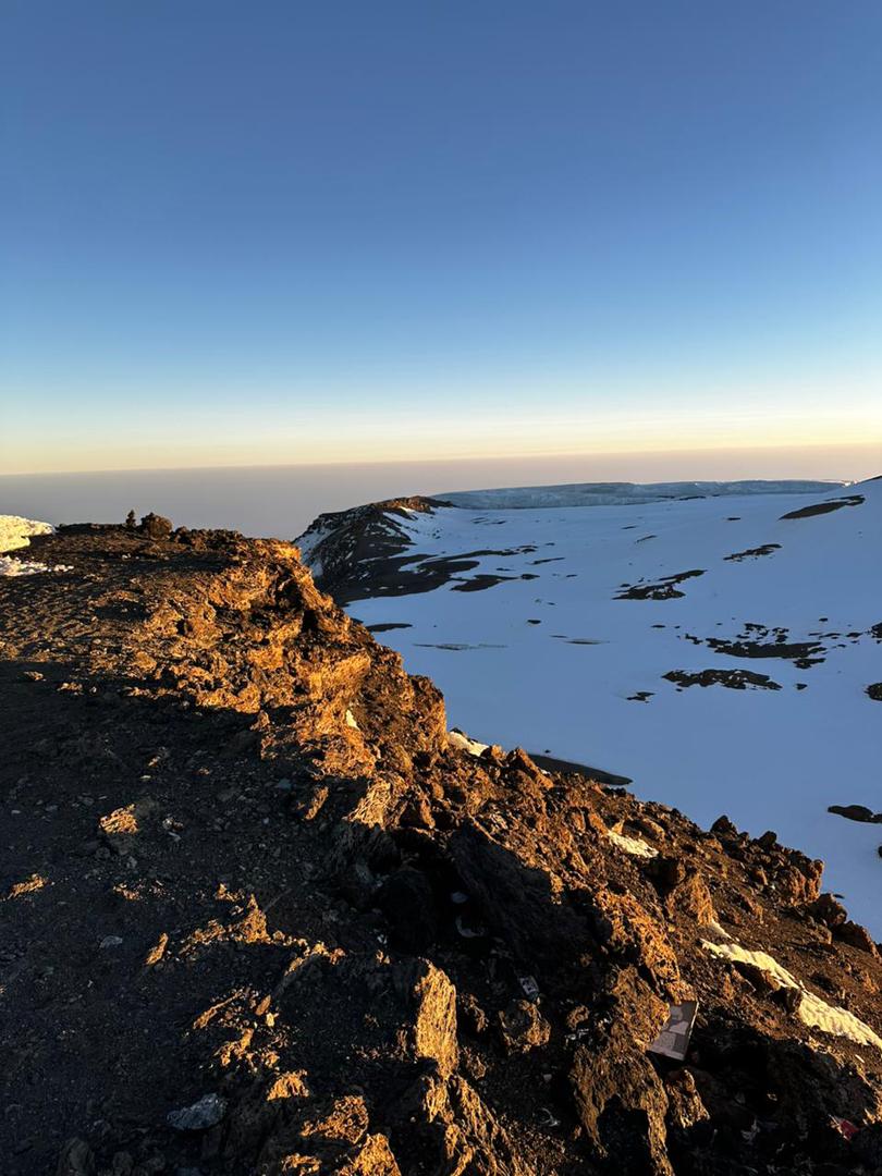 Machame route/Kilimanjaro hiking expedition 7 Days
